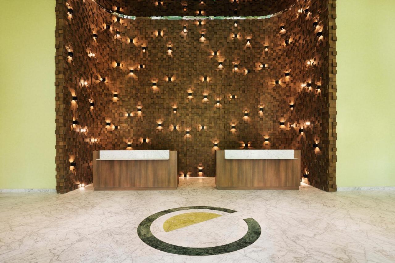 Element By Westin City Center Doha Kültér fotó The reception area of the hotel