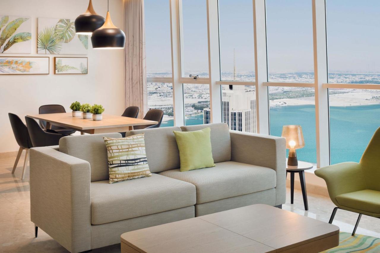 Element By Westin City Center Doha Kültér fotó A living room at the hotel
