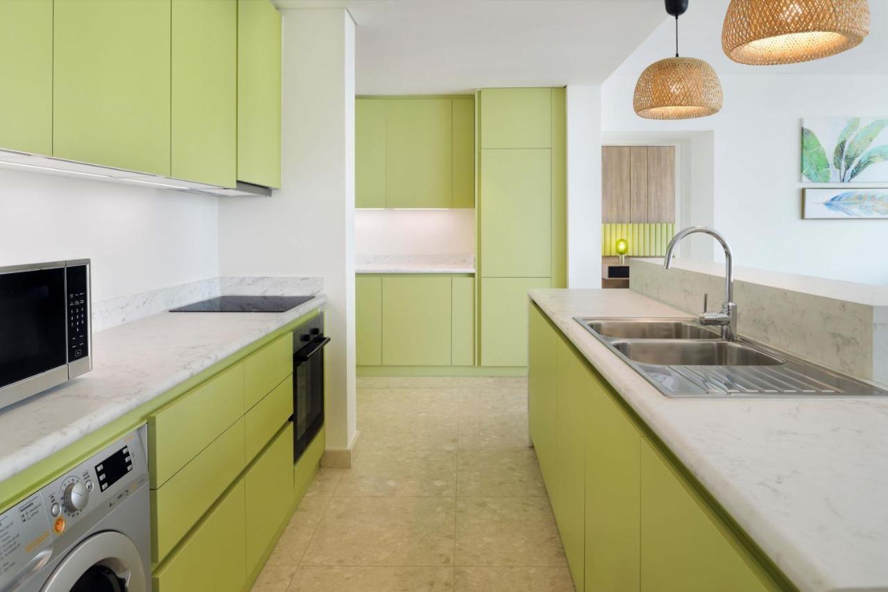 Element By Westin City Center Doha Kültér fotó A kitchen