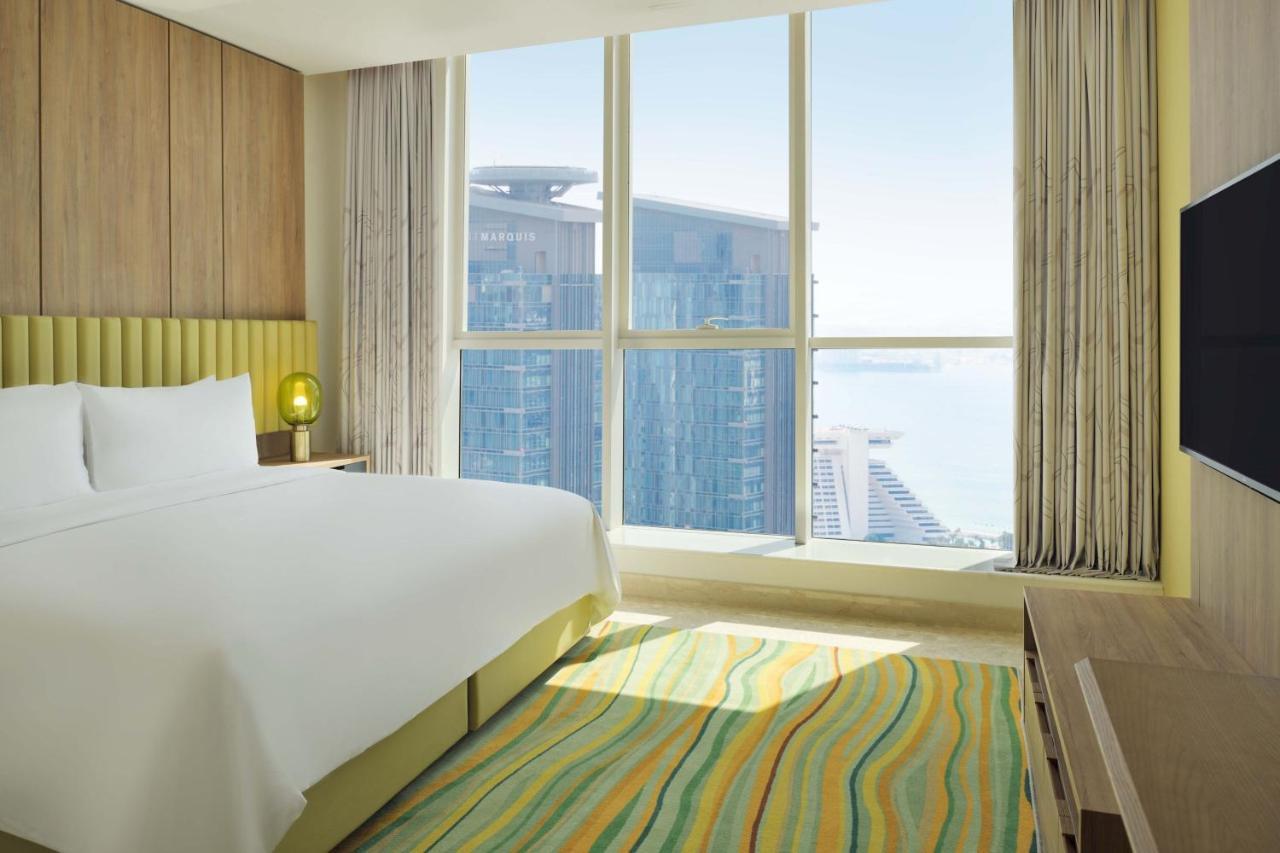 Element By Westin City Center Doha Kültér fotó A bedroom at the hotel
